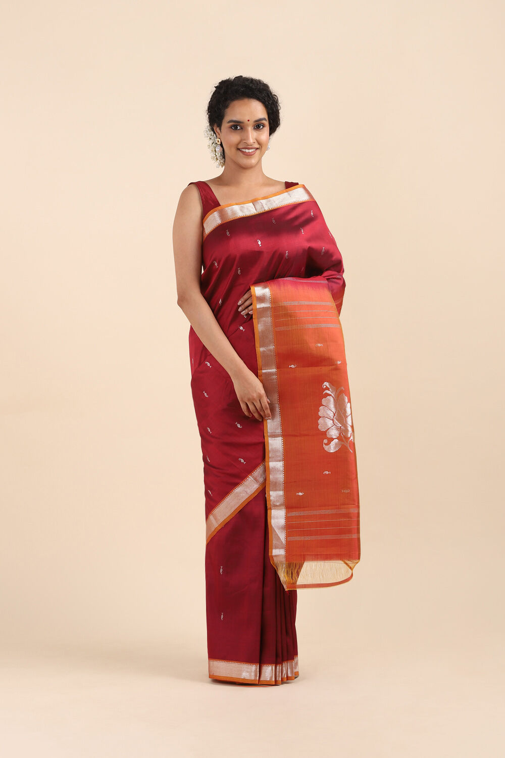 Red Pure Silk Kanjivaram Saree image number null