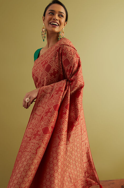 Red Woven Viscose Luxe Saree