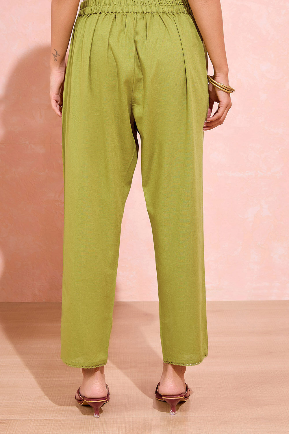 Green Woven Pure Cotton Linen Trouser image number null
