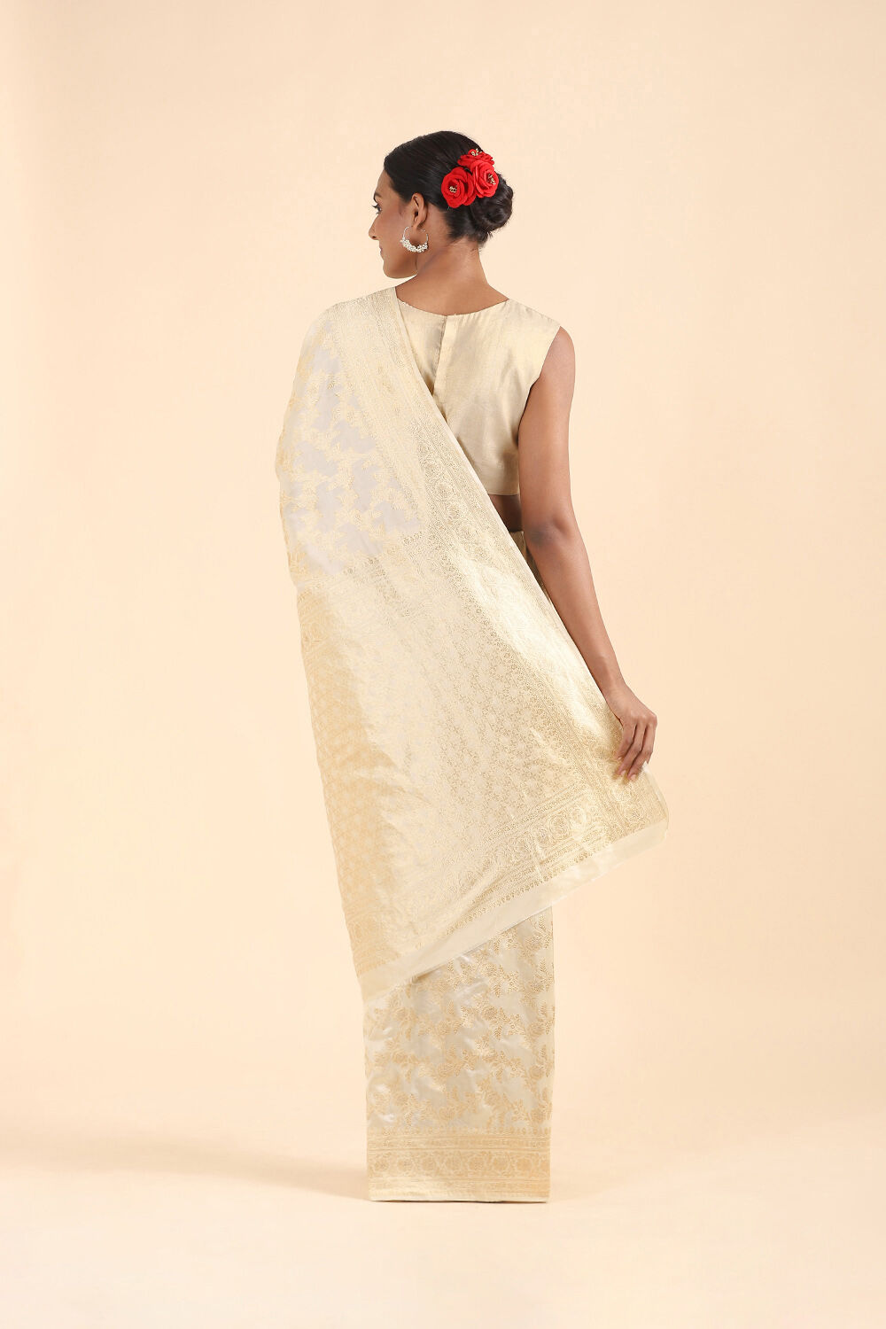 Off White Pure Silk Banarasi Saree image number null