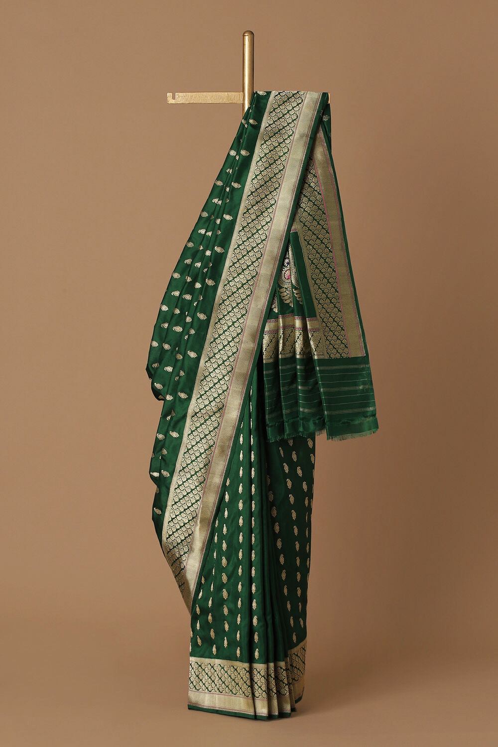 Dark Green Pure Silk Banarasi Saree image number null