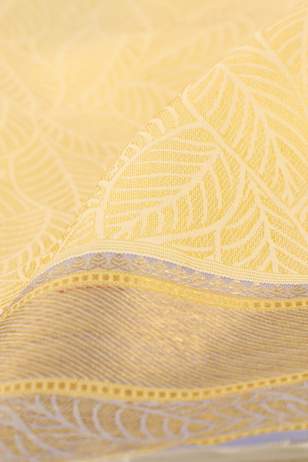 Off White Pure Silk Woven kanjivaram Saree image number null