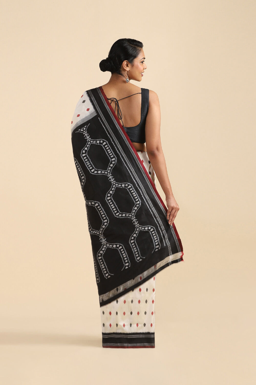 Off White Pure Khadi Silk Pochampalli Ikat Saree image number null