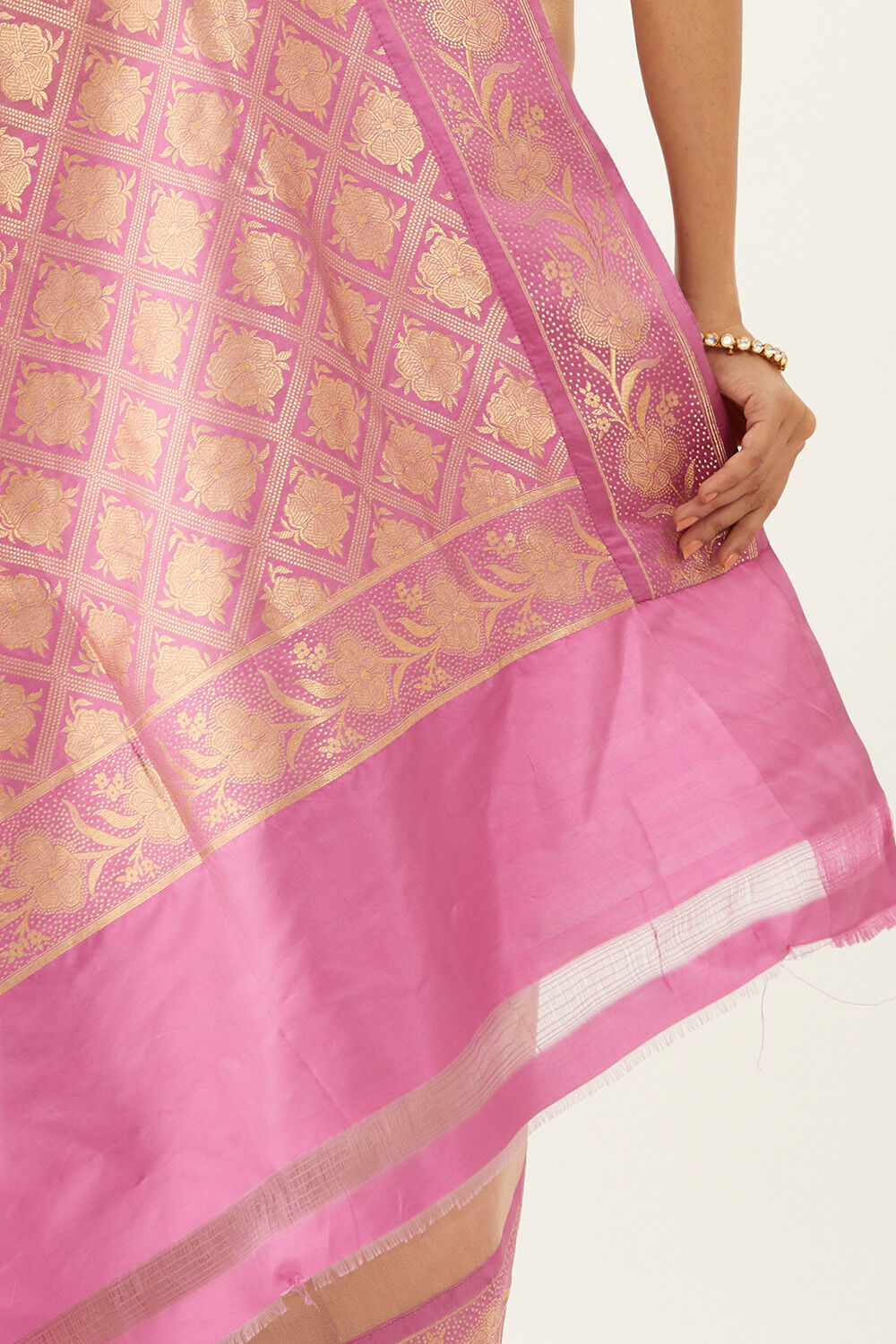 Light Violet Pure Silk Tissue Banarasi Kadwa Saree image number null