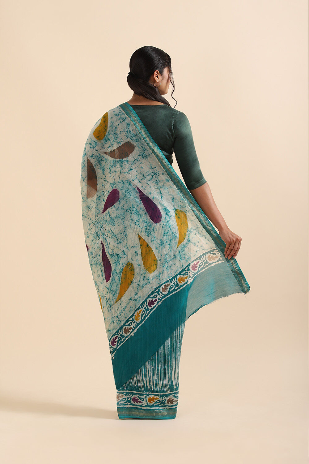 Light Green Pure Silk Cotton Batik Saree image number null