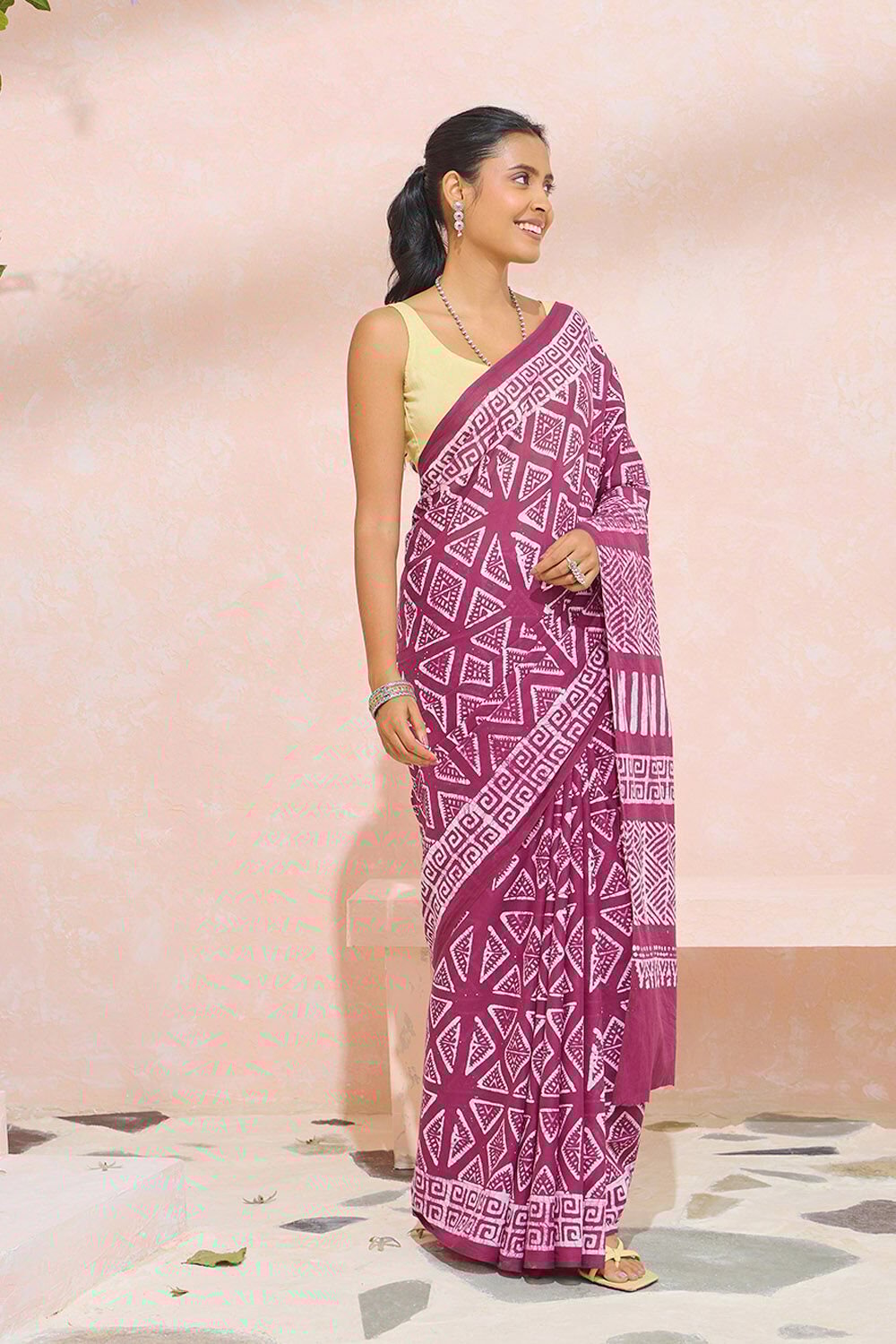 Dark Pink Ujjain Pure Cotton Batik Saree image number null