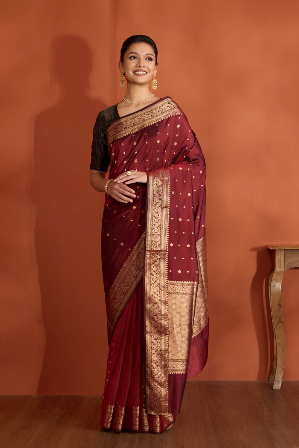 Dark Red Silk Viscose Cutwork Banaras Inspired Design Saree image number null