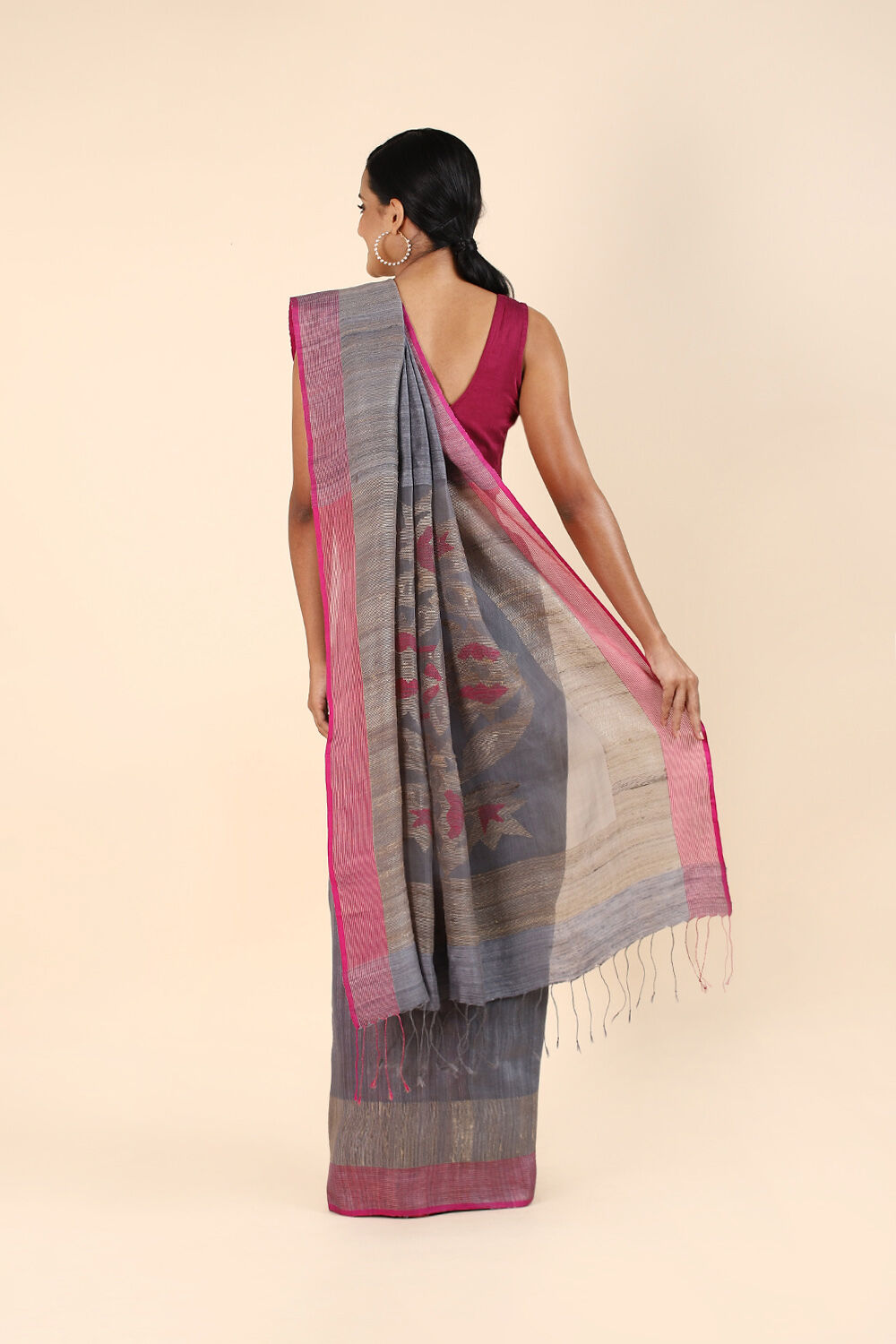 Grey Pure Silk Vanya Jamdani Saree image number null