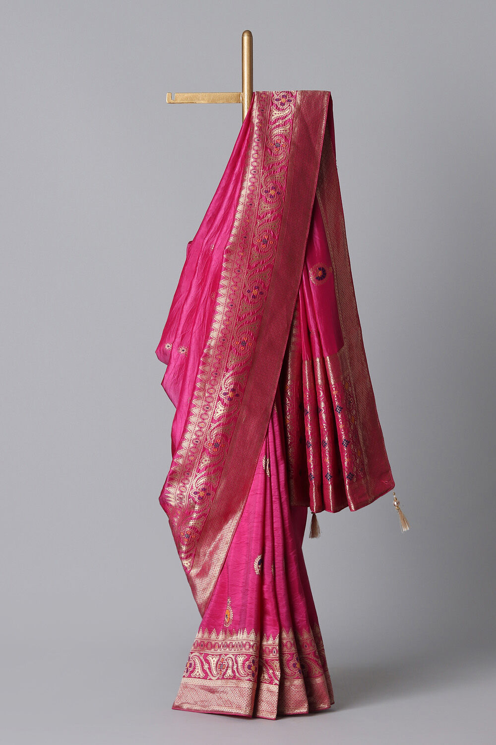 Pink Luxe Woven Saree image number null