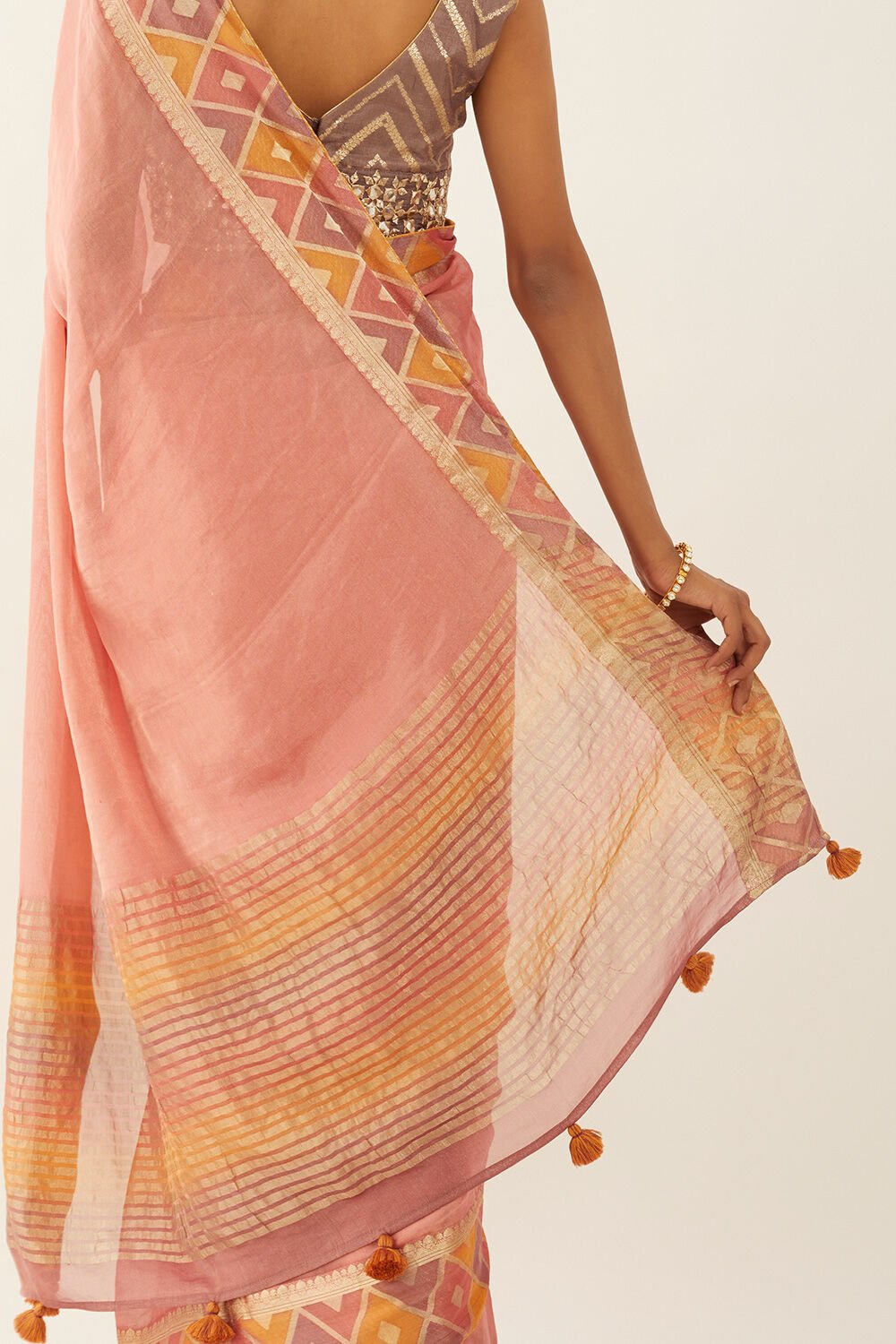 Pink Pure Georgette Tissue Woven Saree image number null