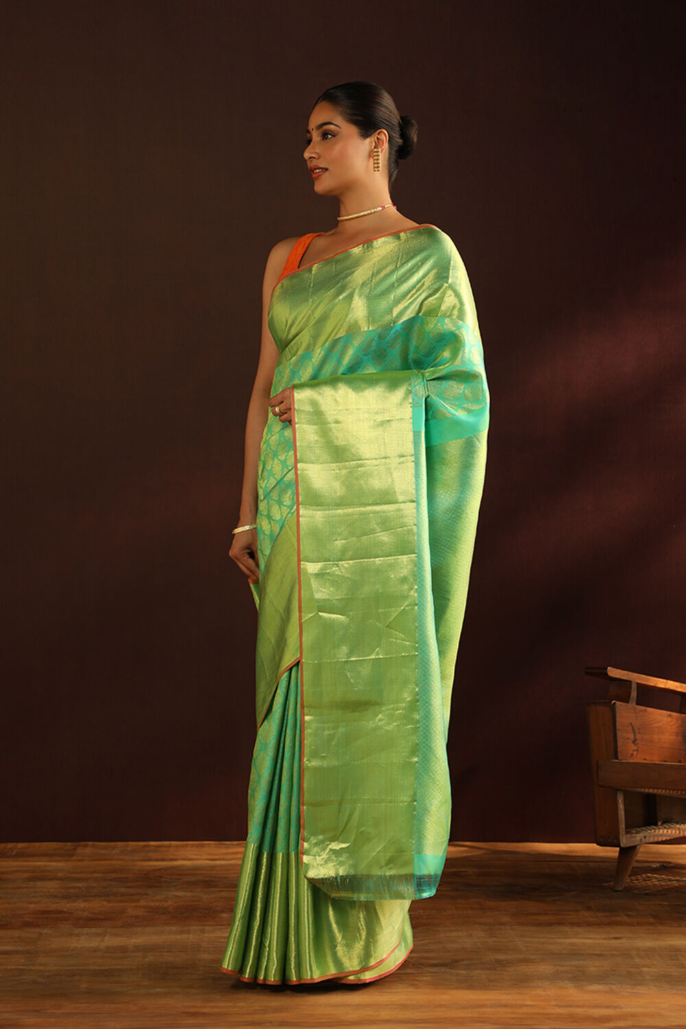 Green Kanjivaram Inspired Design Pure Silk Woven Saree image number null