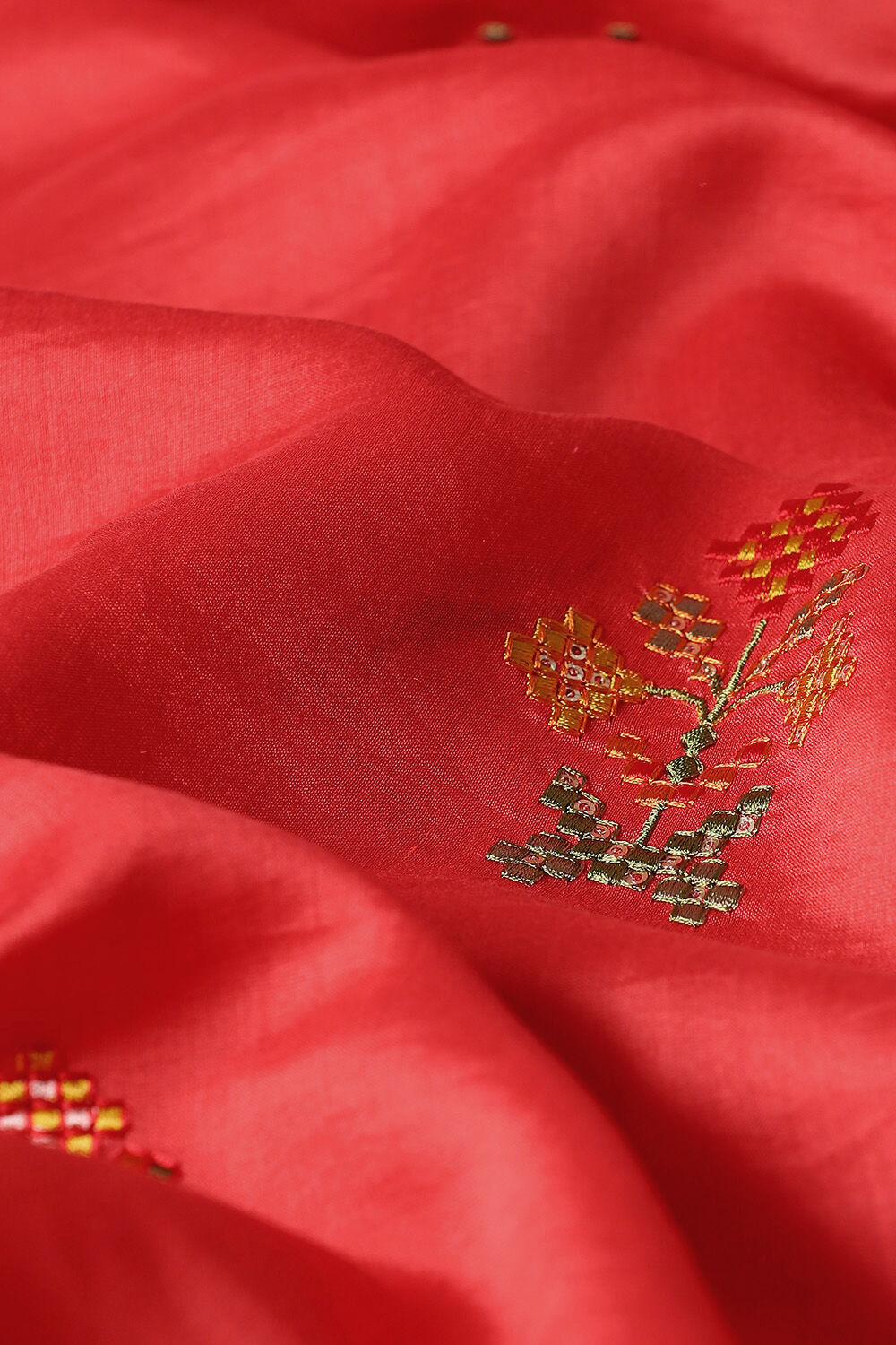 Red Silk Cotton Embroidered Semistitched Suit Set image number null