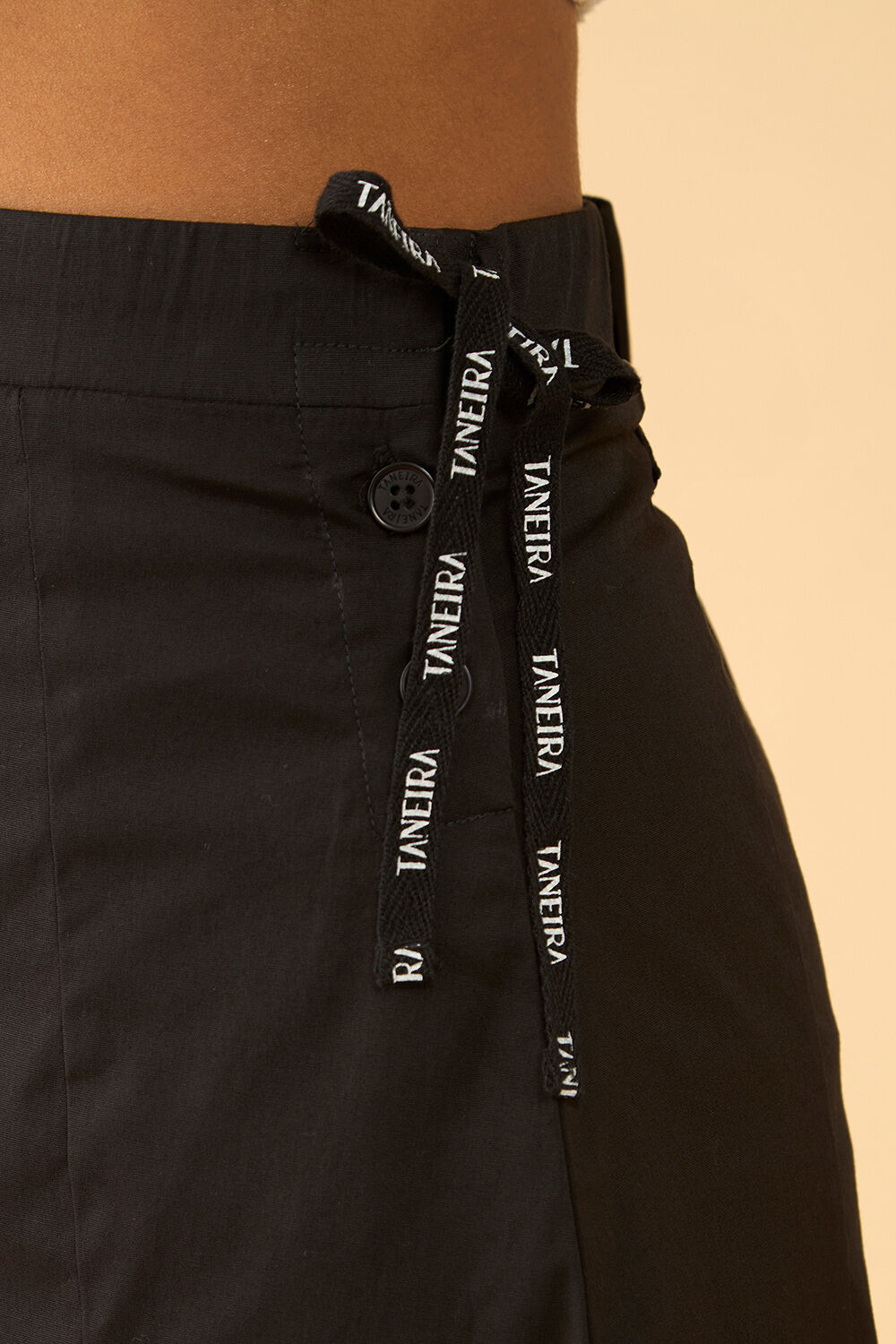 Black Woven Cotton Lycra Inskirt image number null