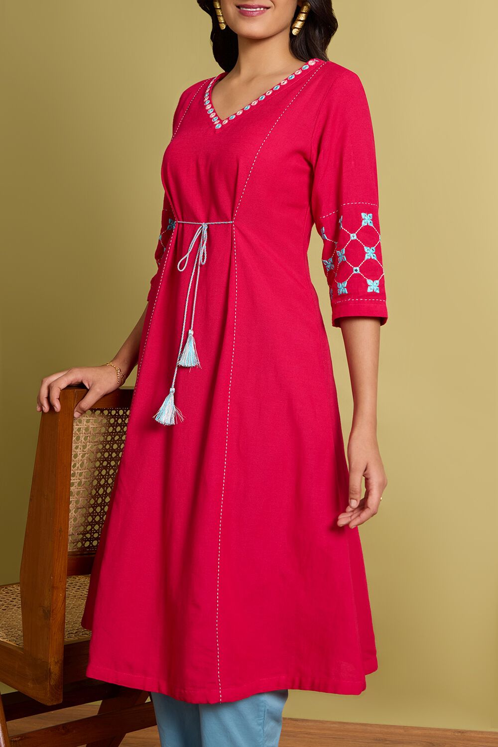 Pink Viscose Cotton Embroidered Kurta image number null