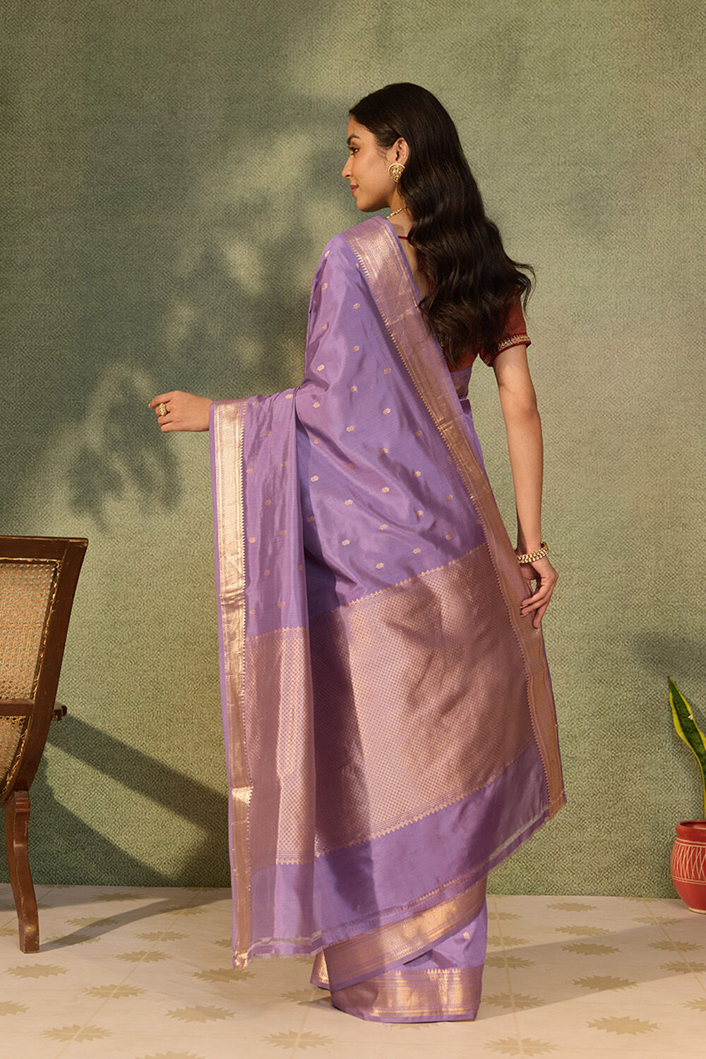 Lavender Silk Viscose Cutwork Banaras Inspired Design Saree image number null