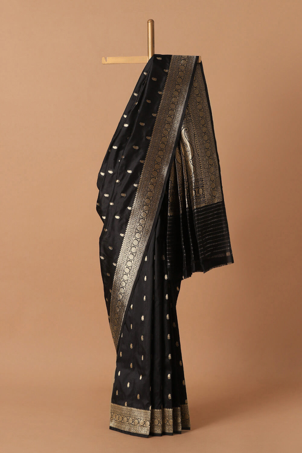 Black Pure Silk Banarasi Saree image number null