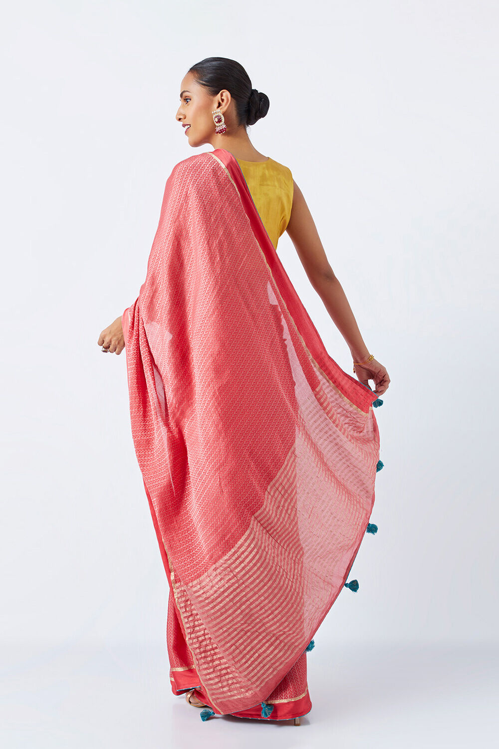 Red Pure Crepe Woven Saree image number null