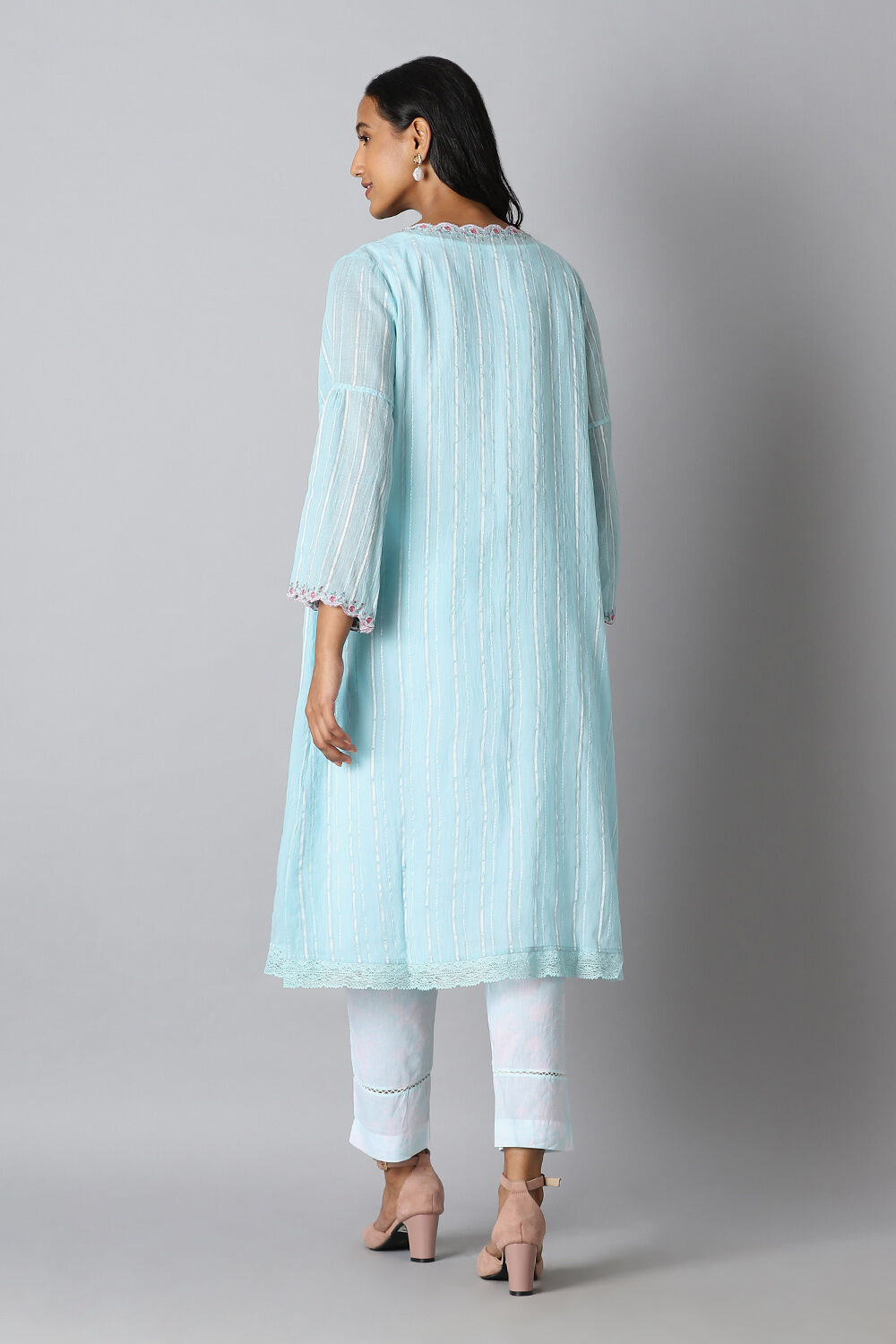 Light Blue Cotton Embroidered Kurta Set image number null