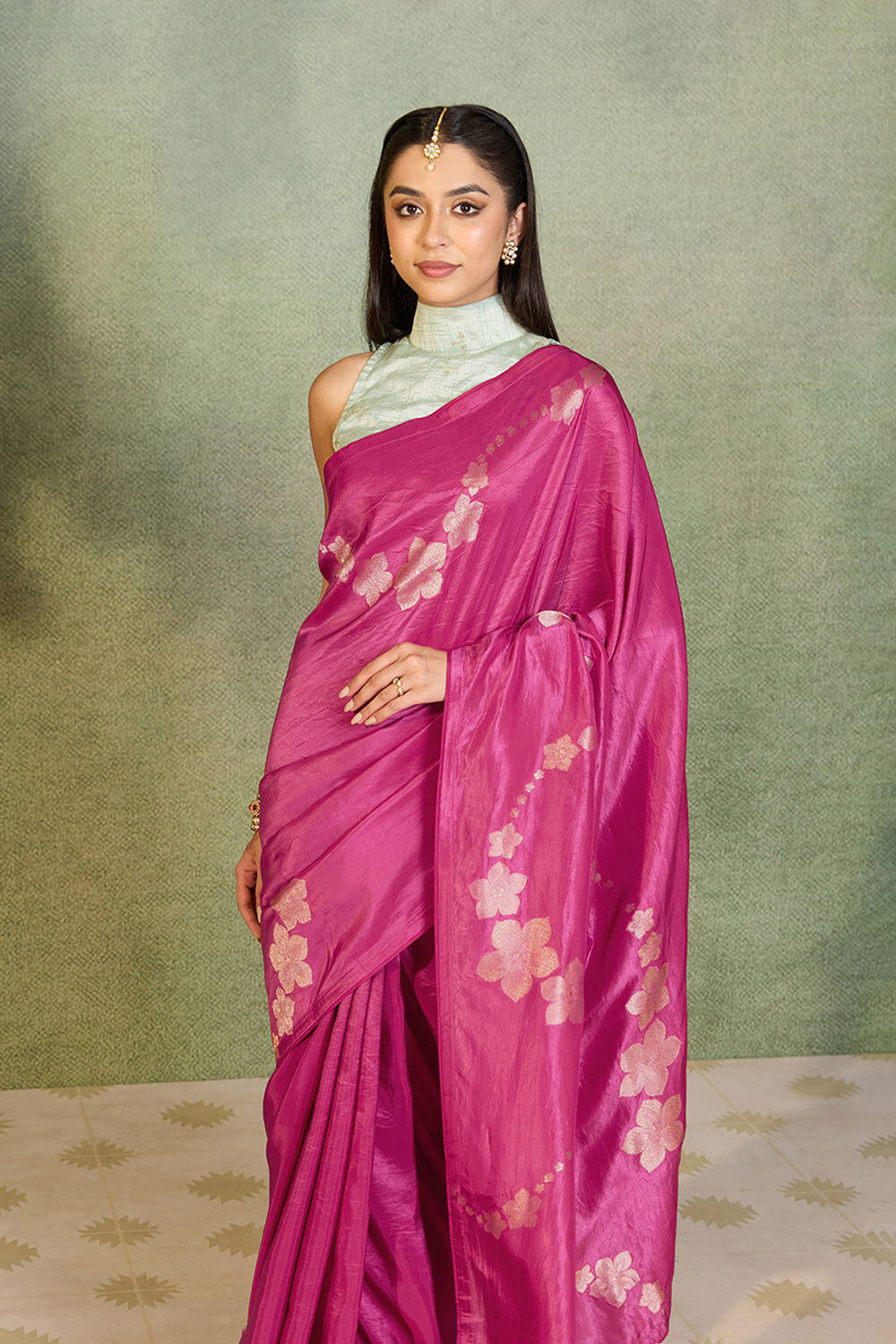 Pink Woven Design Viscose Saree image number null