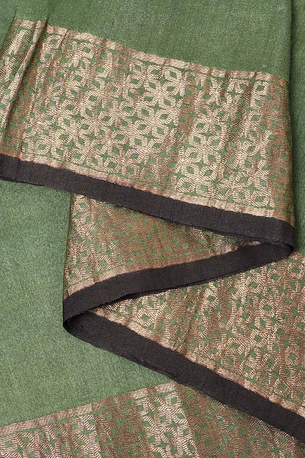 Green Pure Silk Tussar Bagru Print and Zardosi Embroidered Saree image number null
