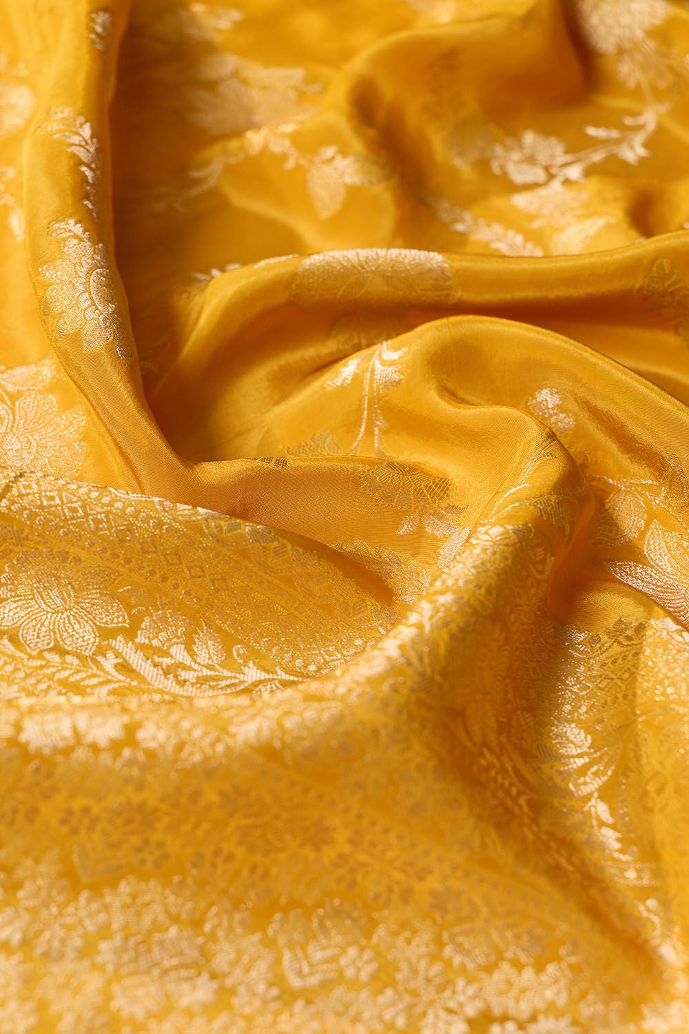 Yellow Woven Pure Viscose Saree image number null