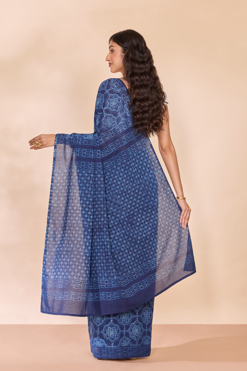 Blue Rajasthan Pure Cotton Dabu Block Printed Saree image number null