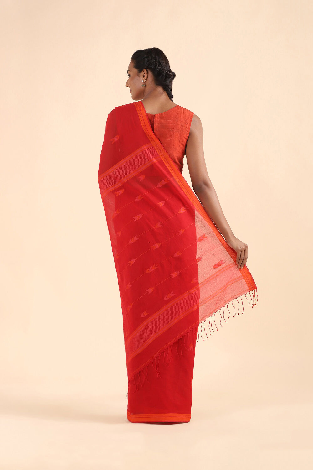 Red Pure Cotton Jamdani Saree image number null