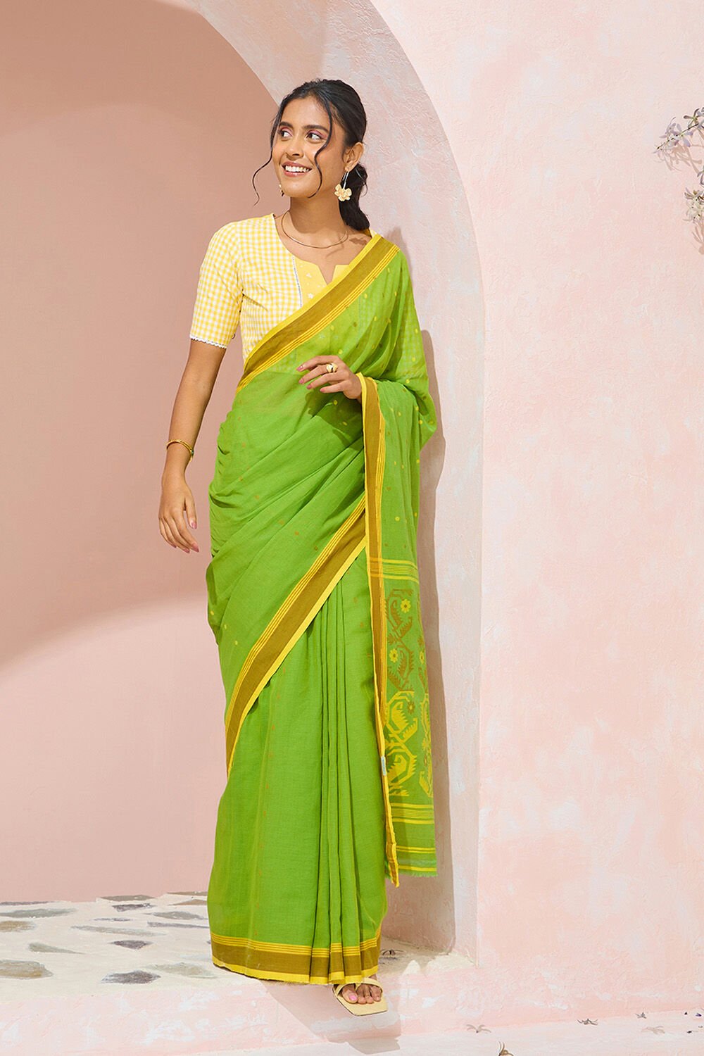 Green Cutwork Pure Cotton Bengal Saree image number null