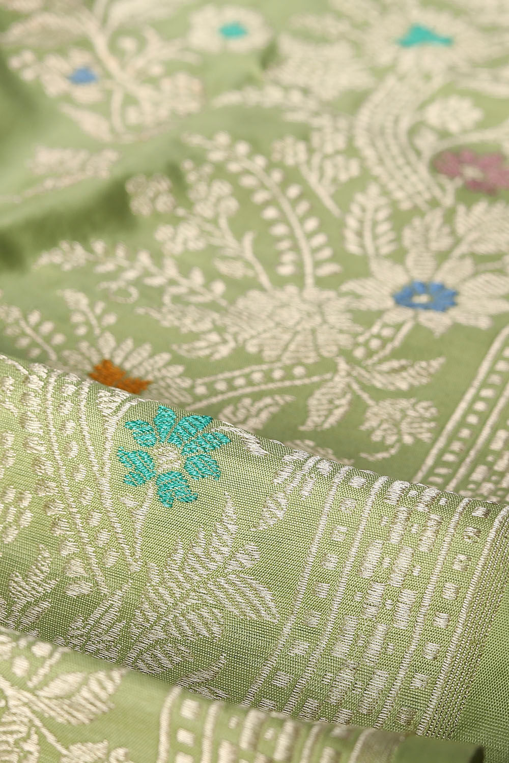 Light Green Pure Silk Banarasi Saree image number null