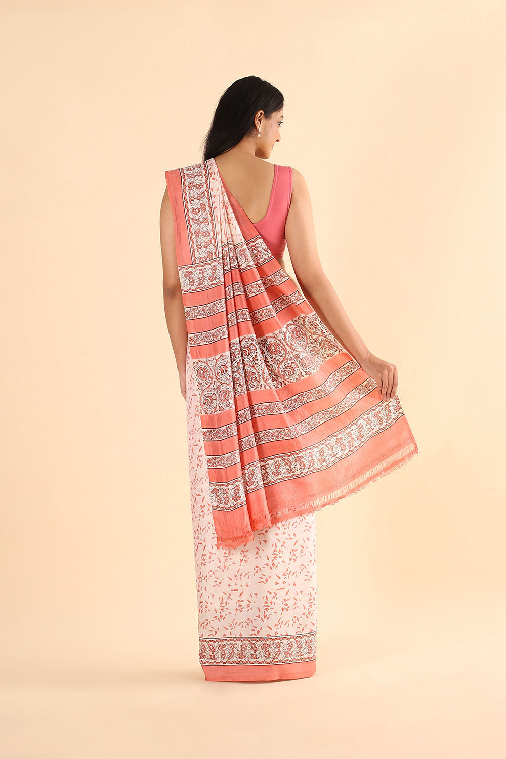 Off Pure White Silk Printed Saree image number null