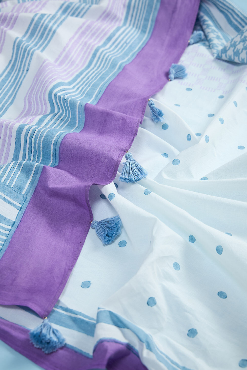 White Pure Cotton Mulmul Block Printed Bengal Saree image number null