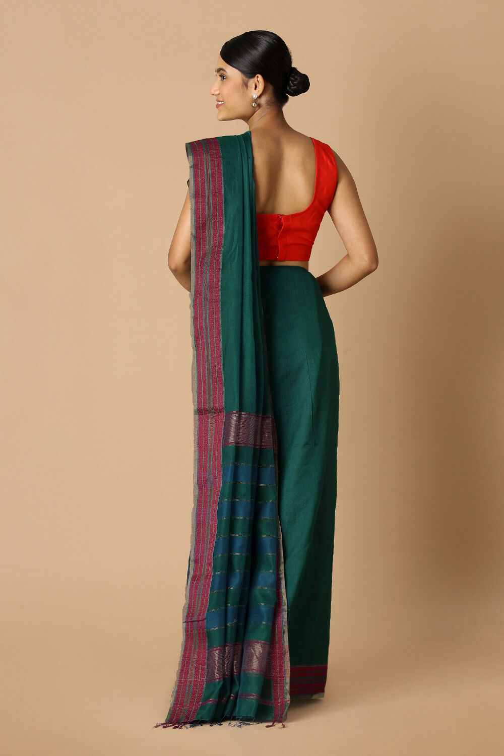 Green Pure Silk Cotton Maheswari Saree image number null