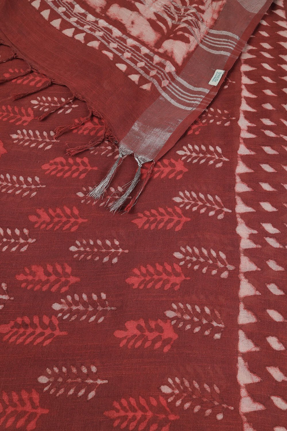 Dark Red Cotton Viscose Contemporary Block Printed Saree image number null