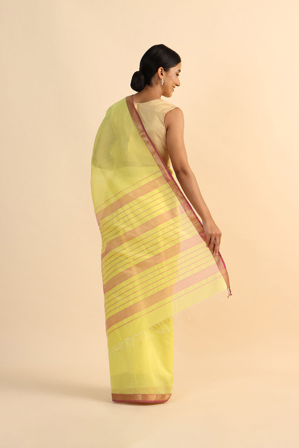 Yellow Pure Silk Cotton Maheswari Saree image number null