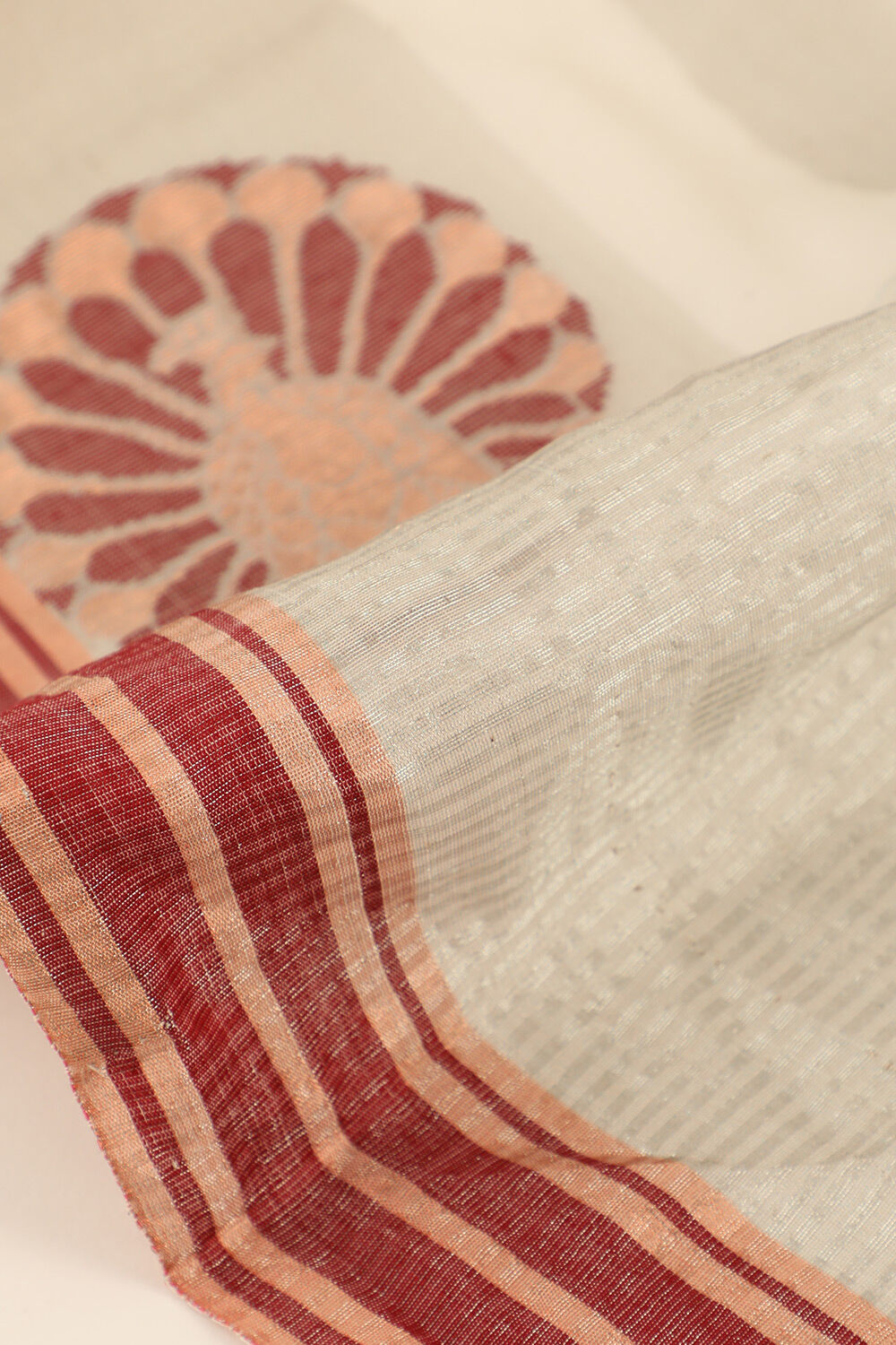 Off White Pure Silk Cotton Woven Chanderi Saree image number null