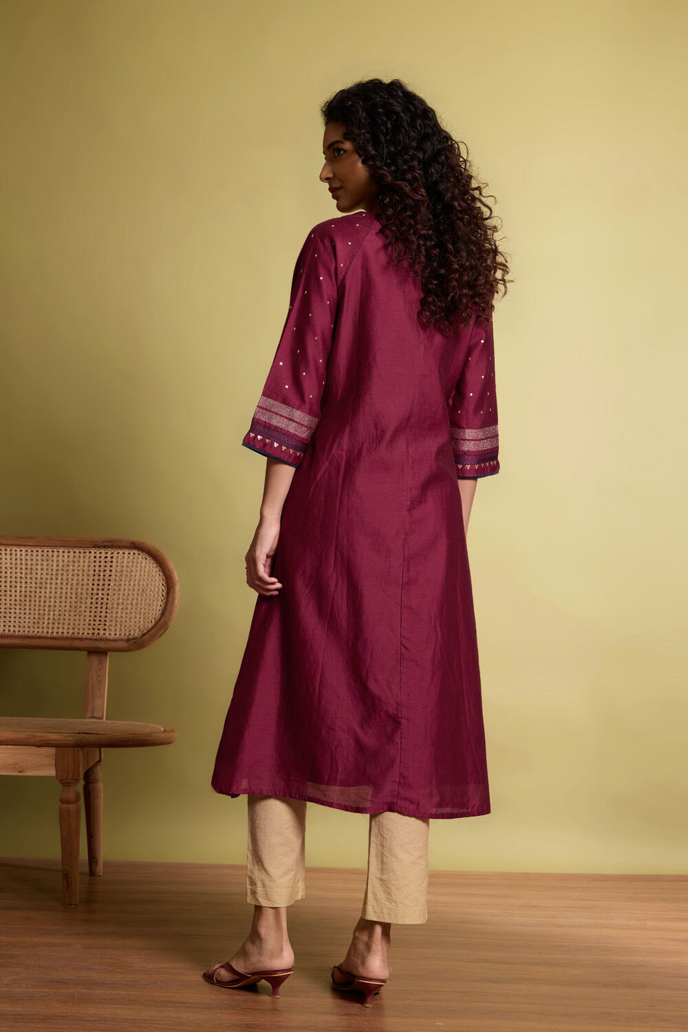 Dark Pink Pure Silk Cotton Embroidered Kurta image number null