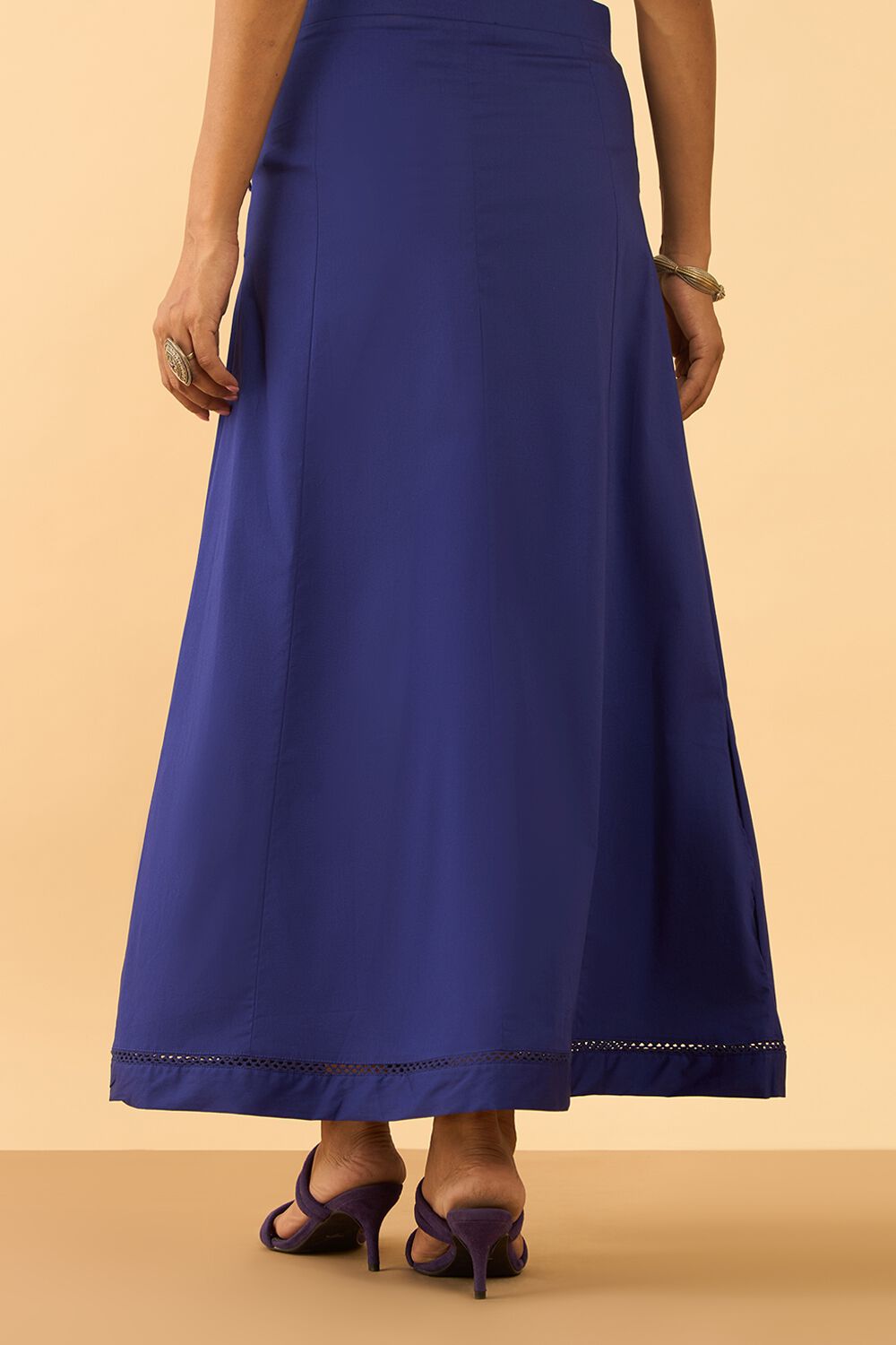 Blue Woven Cotton Lycra Inskirt image number null