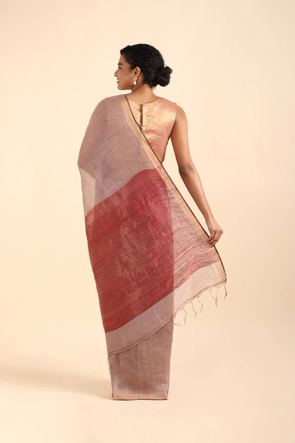 Violet Pure Silk Linen Bengal Saree image number null