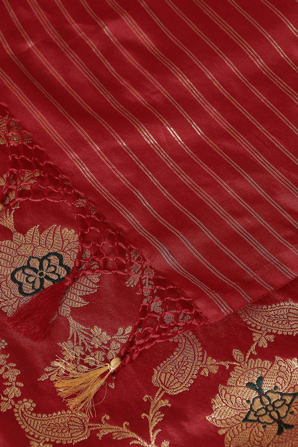 Red Pure Silk Banarasi Saree image number null