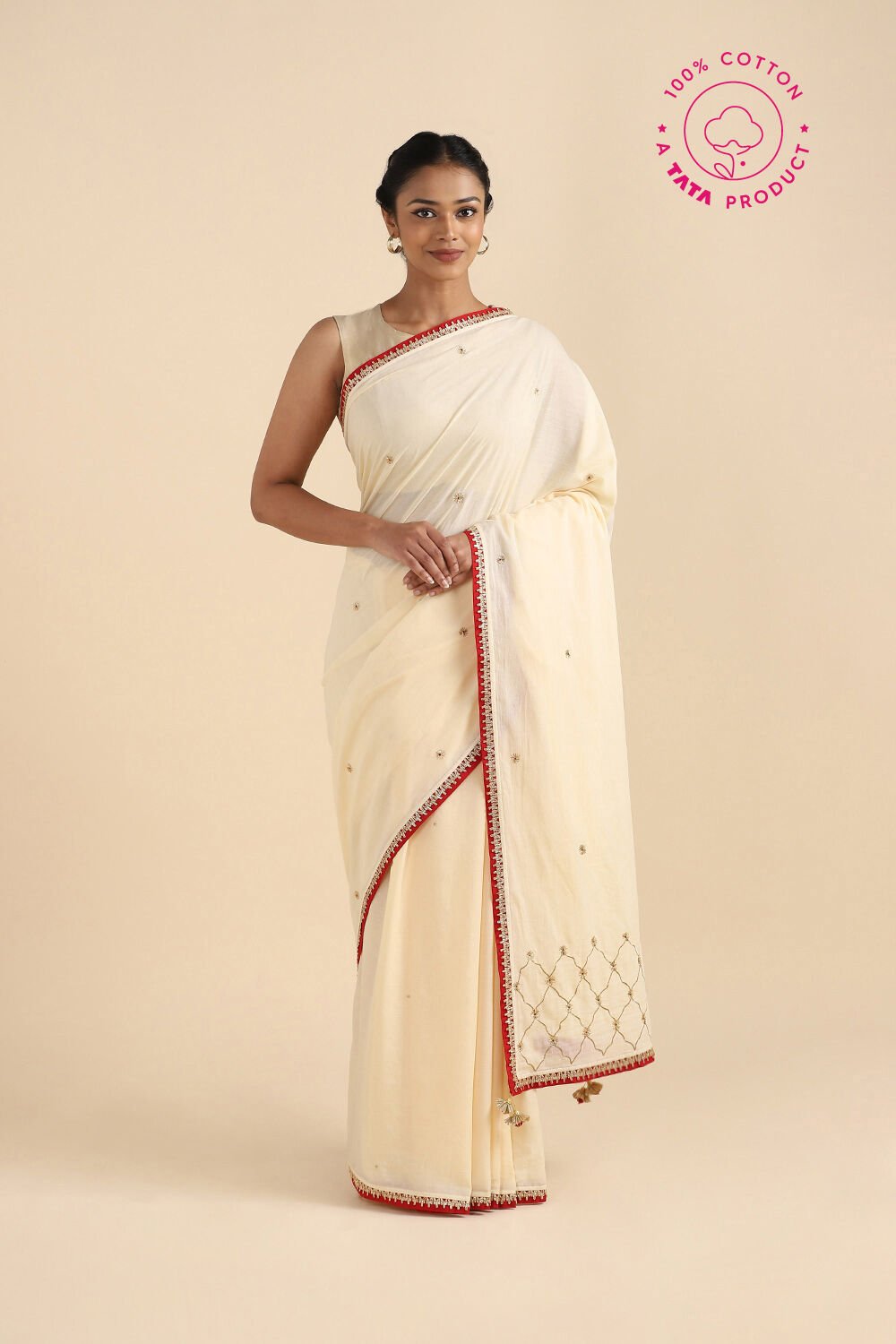 Beige Pure Cotton Embroidered Saree image number null