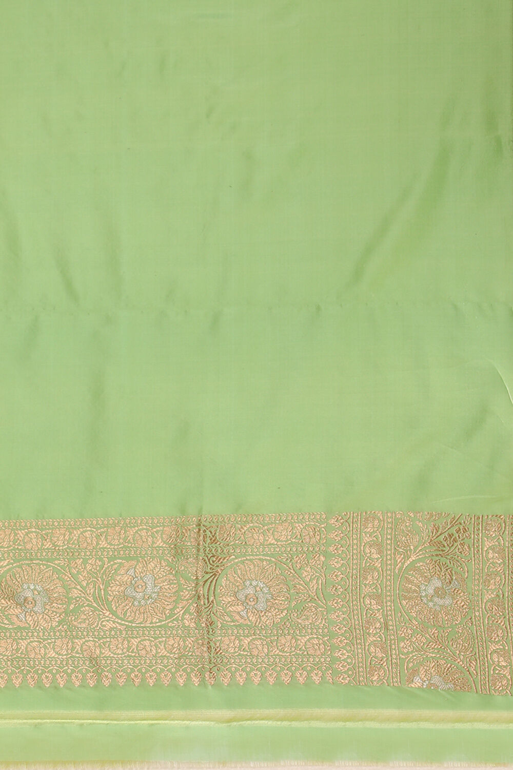 Green Pure Silk Woven Banarasi Saree image number null