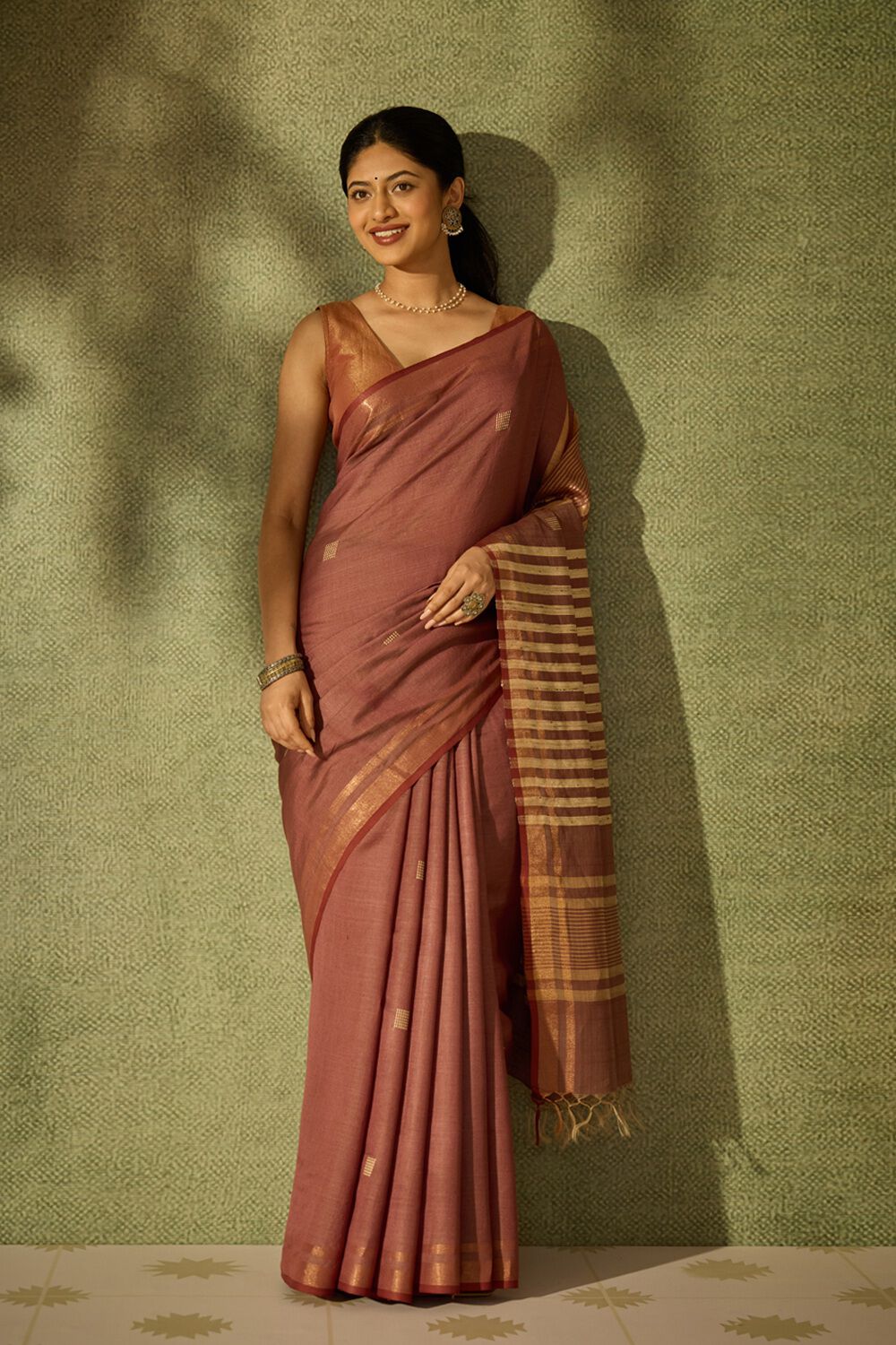 Brown Bhagalpur Woven Silk Viscose Saree image number null