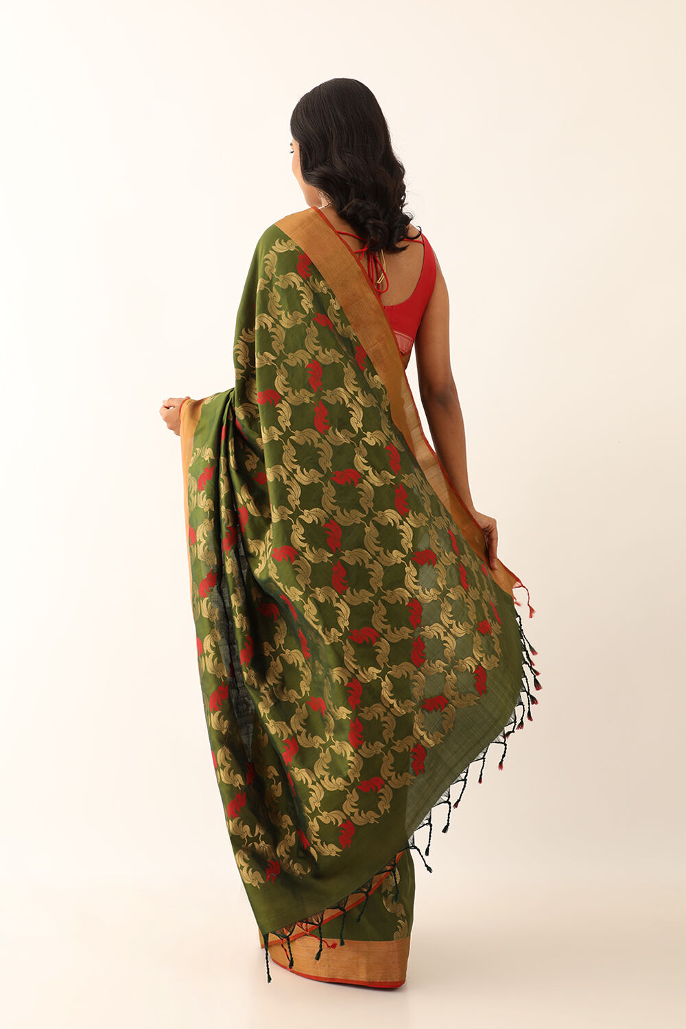 Dark Green Pure Silk Woven South Saree image number null