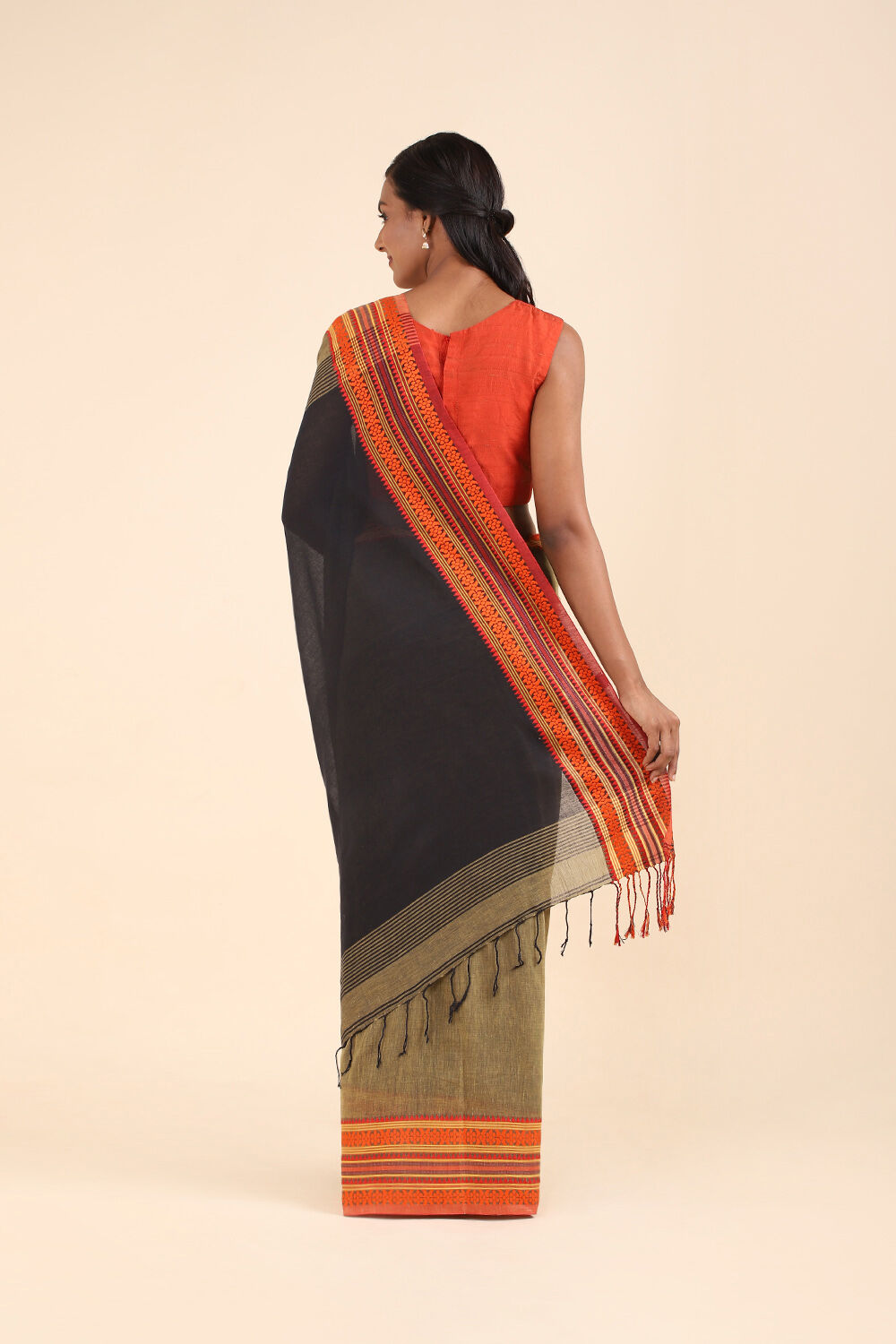 Grey Pure Cotton Bengal Saree image number null