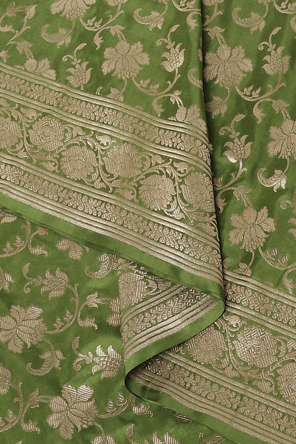 Green Pure Silk Banarasi Saree image number null