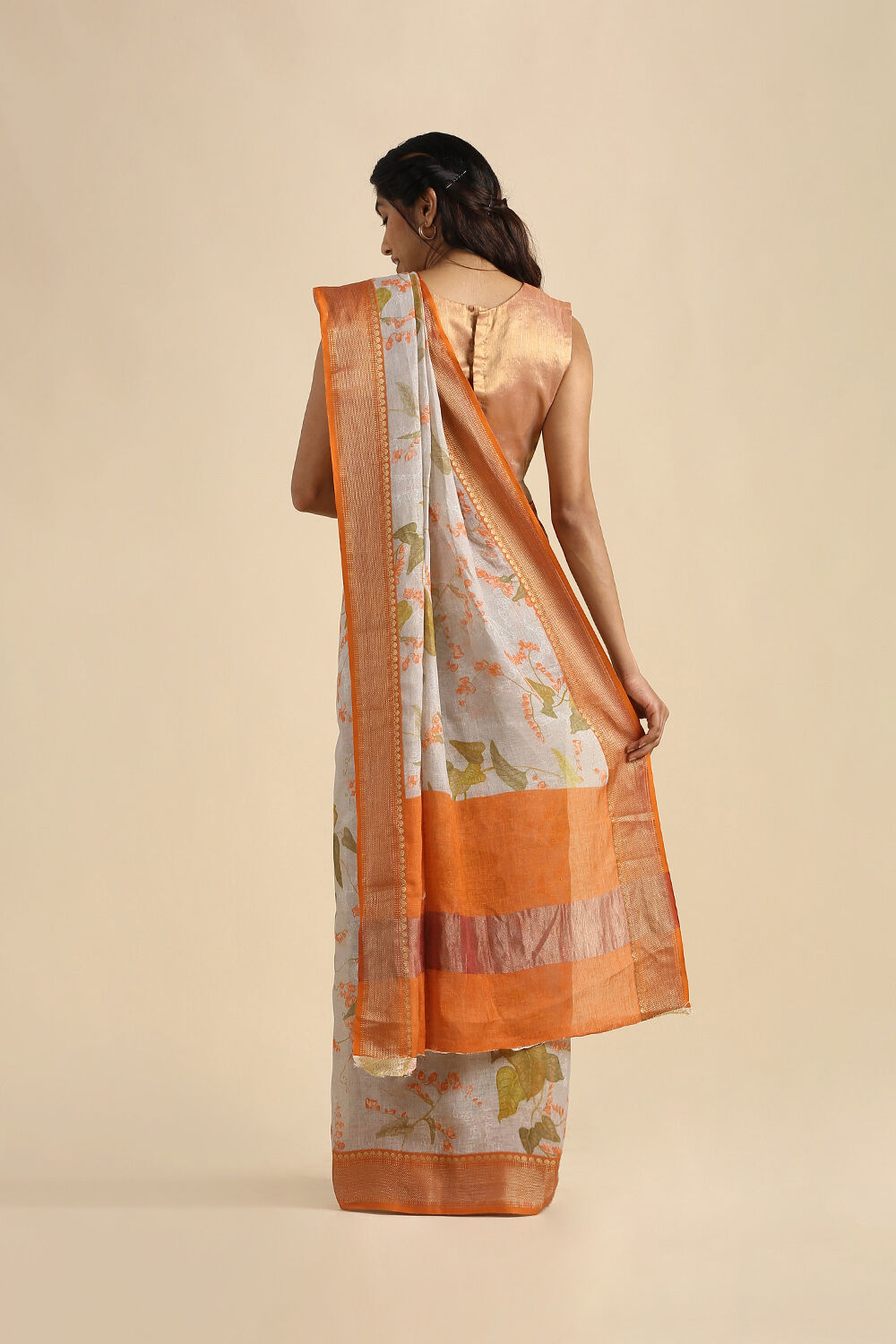 Grey Pure Linen Digital Printed Saree image number null