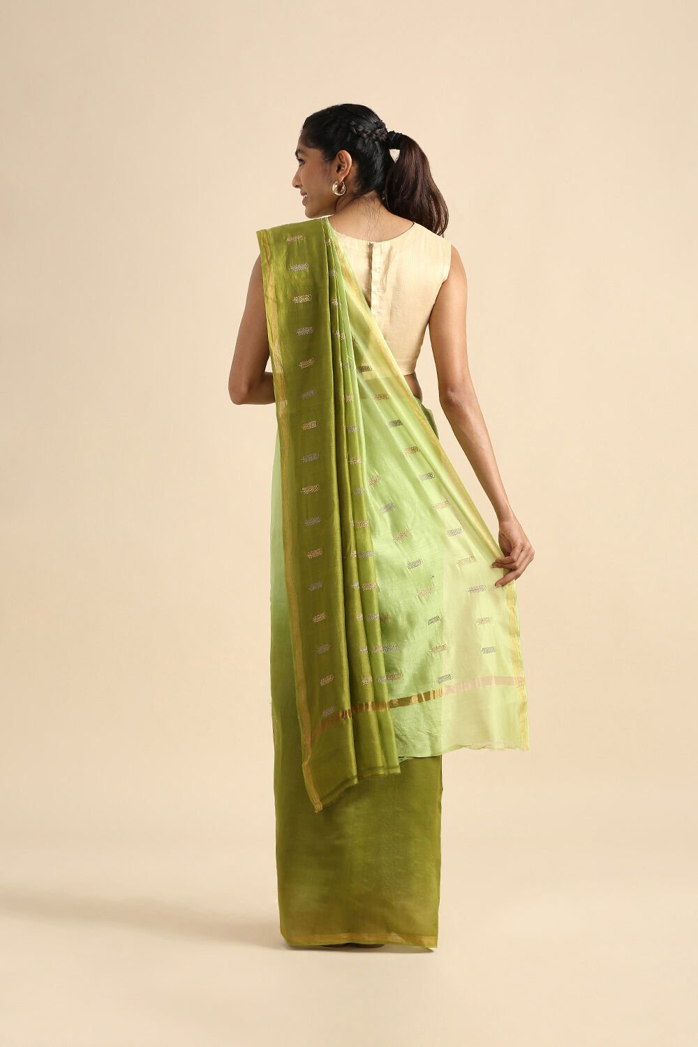 Green Pure Silk Cotton Embroidered Saree image number null