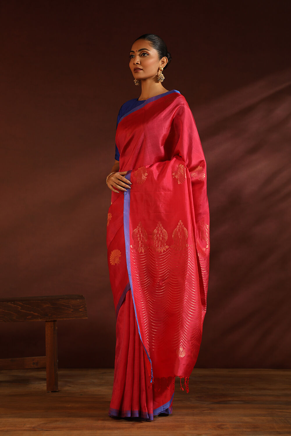 Red South Pure Silk Woven Saree image number null