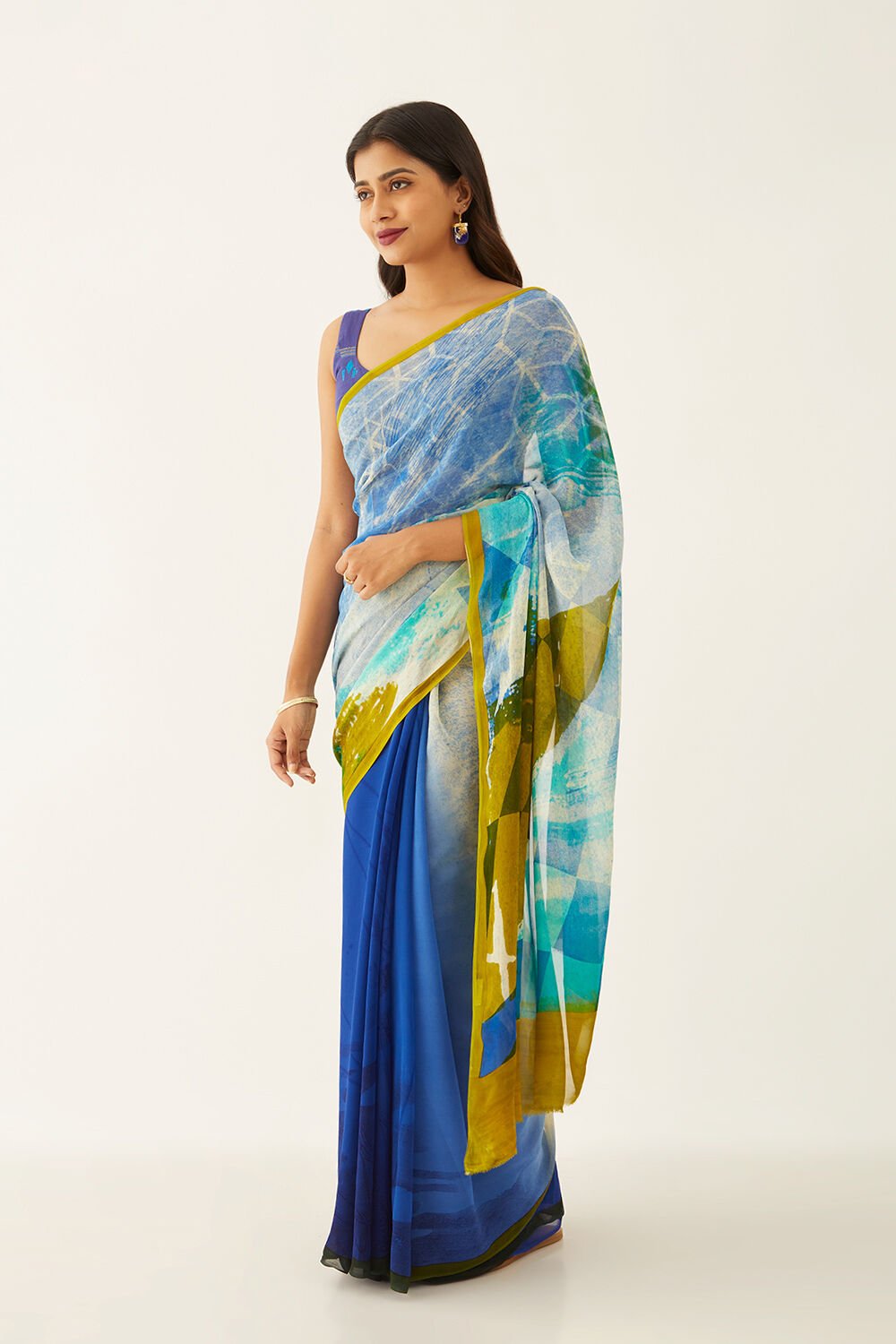 Multicoloured Viscose Georgette Digital Print Saree image number null