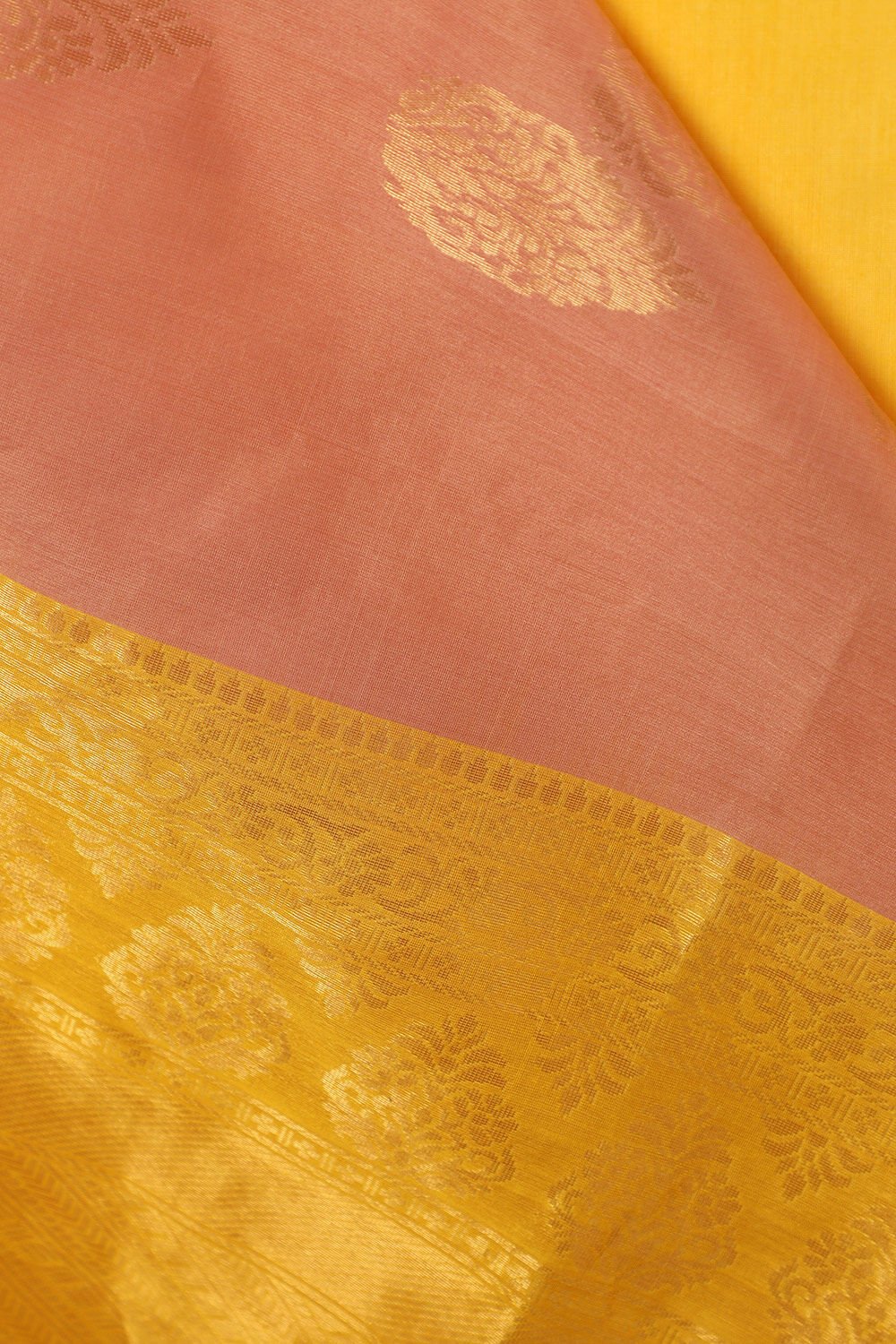 Pink South Pure Silk Cotton Woven Saree image number null